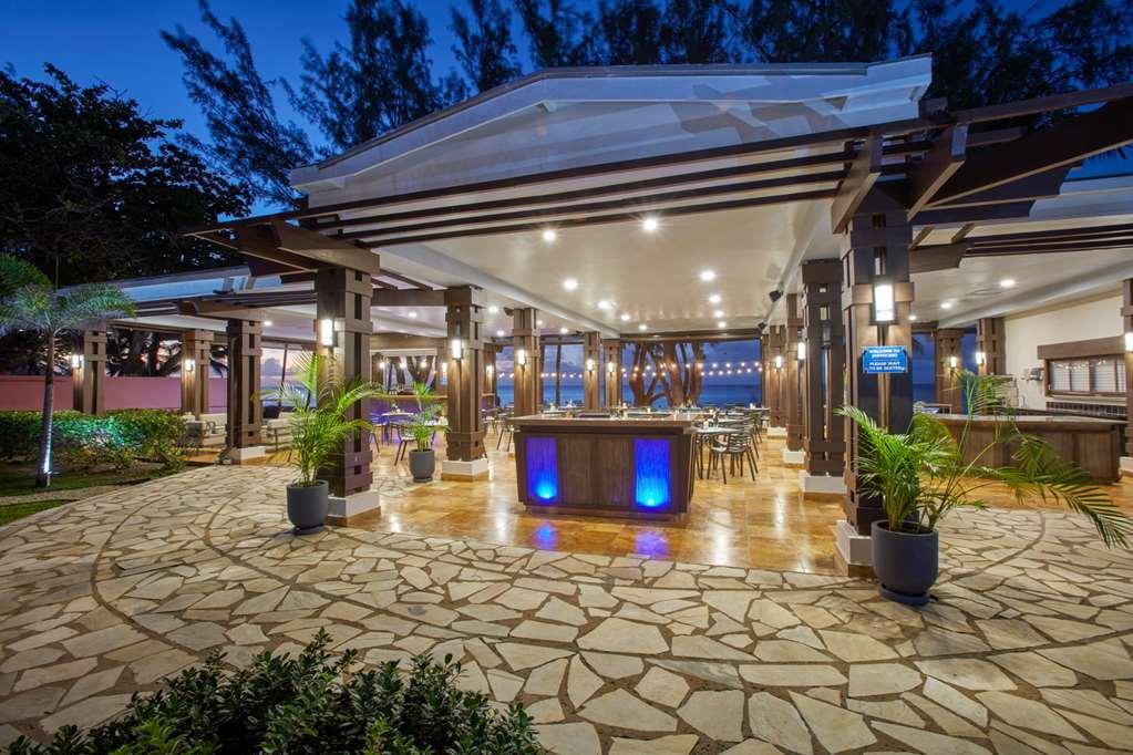 Divi Southwinds Beach Resort Christ Church Étterem fotó