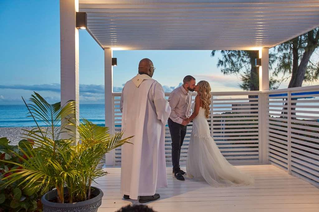 Divi Southwinds Beach Resort Christ Church Felszereltség fotó